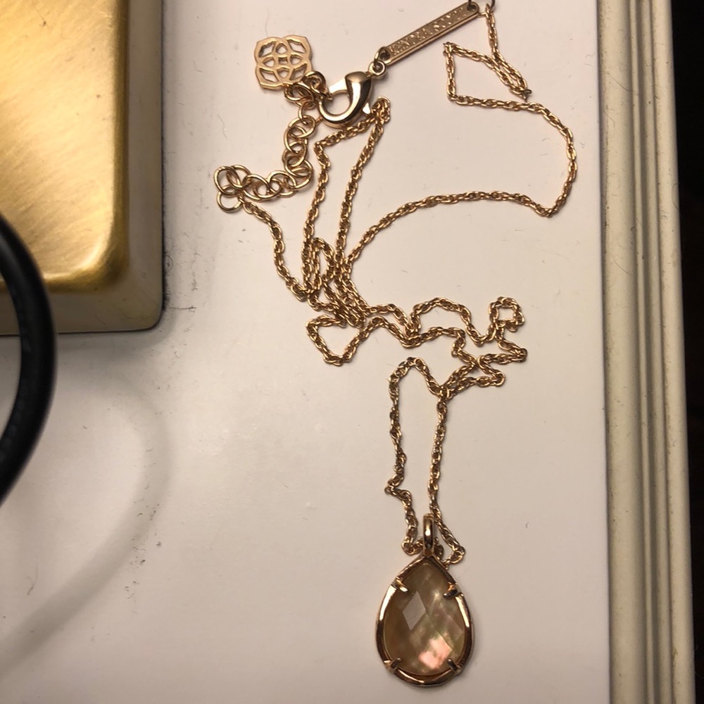 Kendra Scott Kiri Necklacd